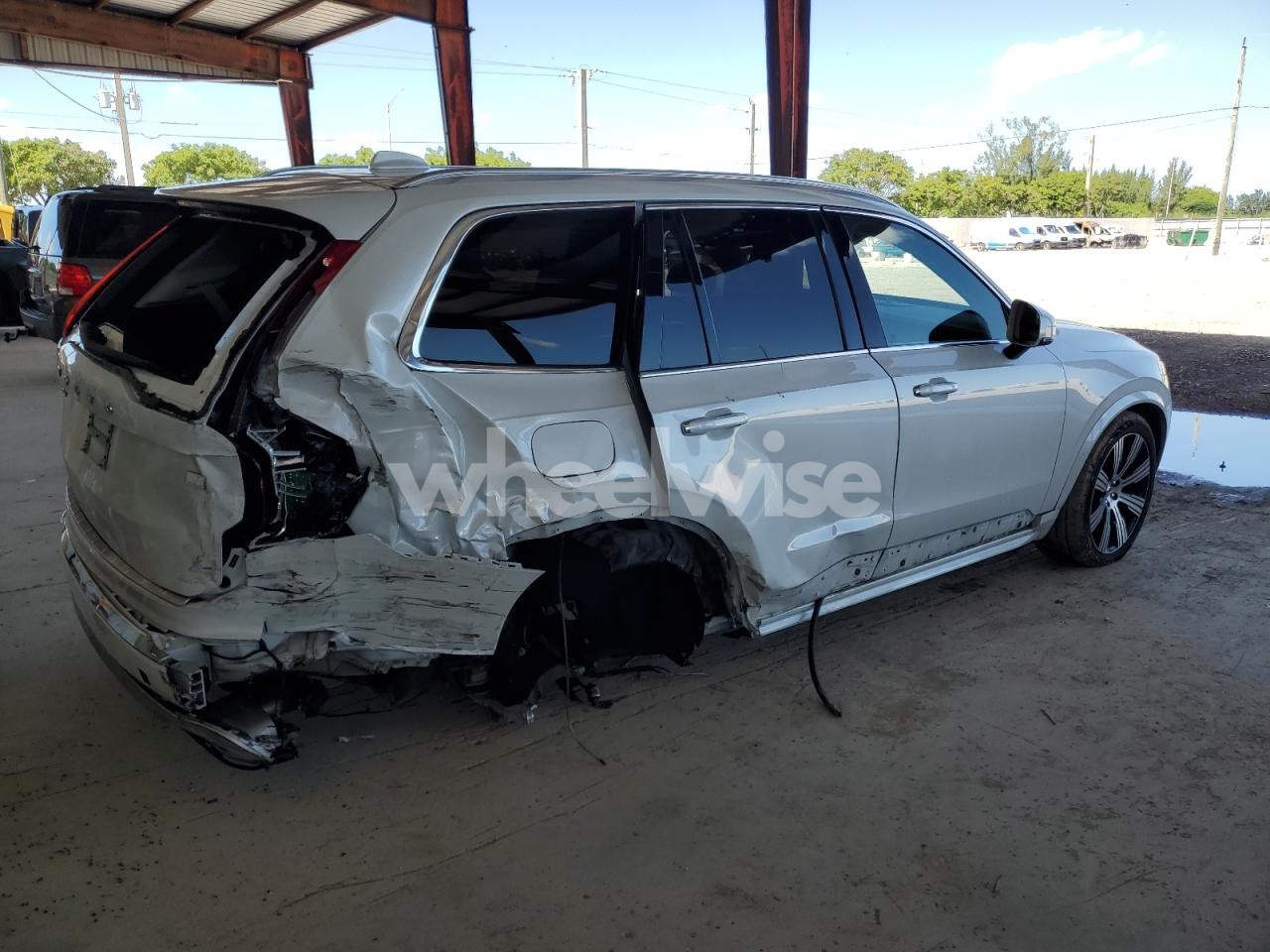 Photo 3 of 2021 VOLVO XC90 T8 RECHARGE INSCRIPTION (VIN YV4BR0CL7M1763120)