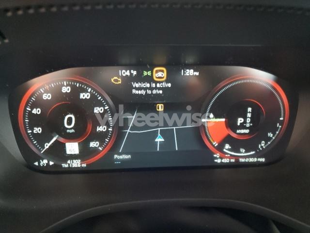 Photo 2 of 2021 VOLVO XC60 T8 RECHARGE INSCRIPTION EXPRESS (VIN YV4BR0DK4M1855839)