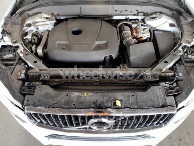Photo 5 of 2021 VOLVO XC60 T8 RECHARGE INSCRIPTION EXPRESS (VIN YV4BR0DK4M1855839)