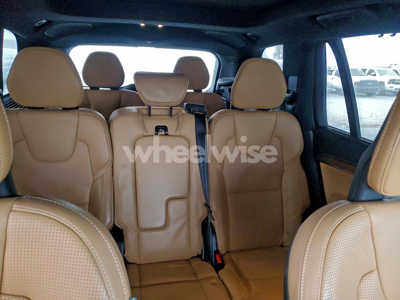 Photo 10 of 2018 VOLVO XC90 T8 (VIN YV4BR0PL8J1338608)