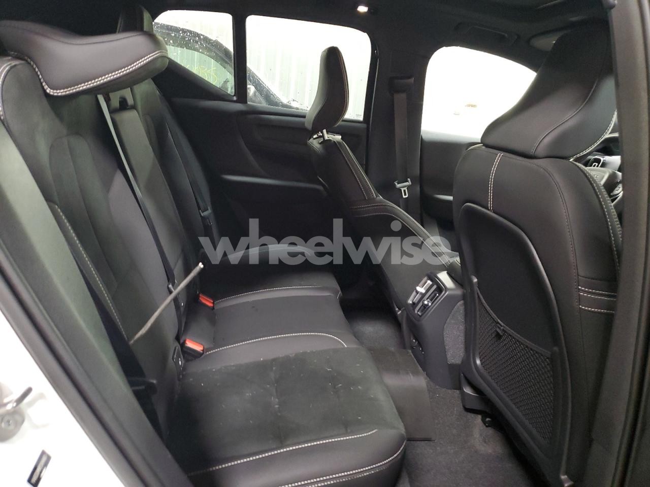 Photo 10 of 2023 VOLVO XC40 RECHARGE ULTIMATE (VIN YV4ED3UM0P2049493)