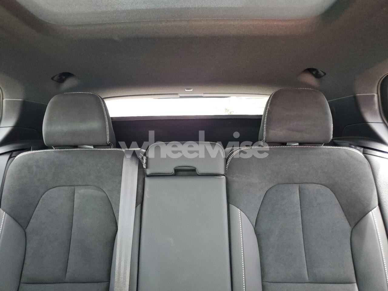 Photo 10 of 2023 VOLVO XC40 RECHARGE ULTIMATE (VIN YV4ED3UMXP2945977)