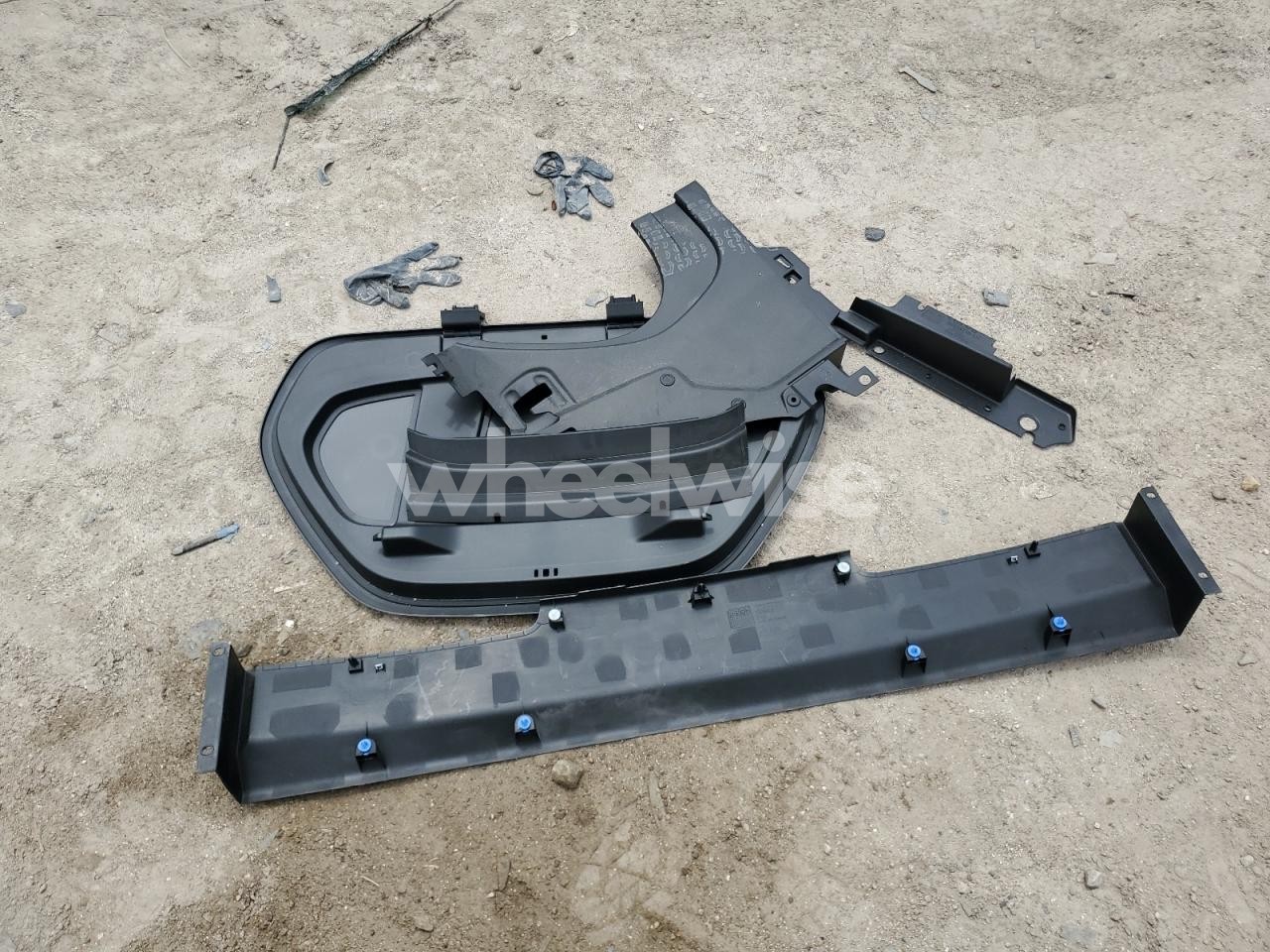 Photo 13 of 2023 VOLVO XC40 RECHARGE ULTIMATE (VIN YV4ED3UMXP2945977)