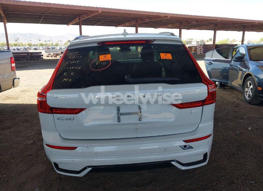 Photo 15 of 2024 Volvo Xc60 RECHARGE PLUG-IN HYBRID T8 PLUS DARK THEME (VIN YV4H60DL9R1915780)