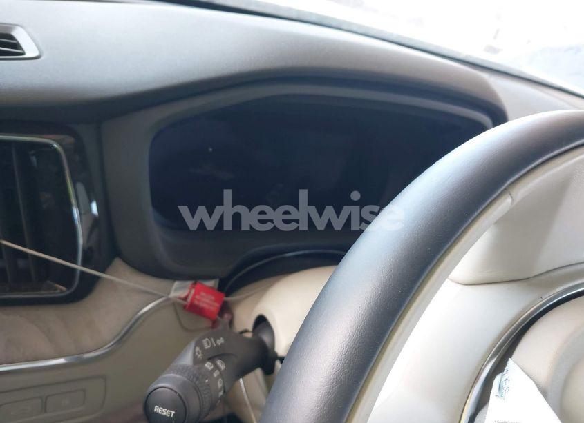 Photo 7 of 2024 Volvo Xc60 RECHARGE PLUG-IN HYBRID T8 PLUS DARK THEME (VIN YV4H60DL9R1915780)