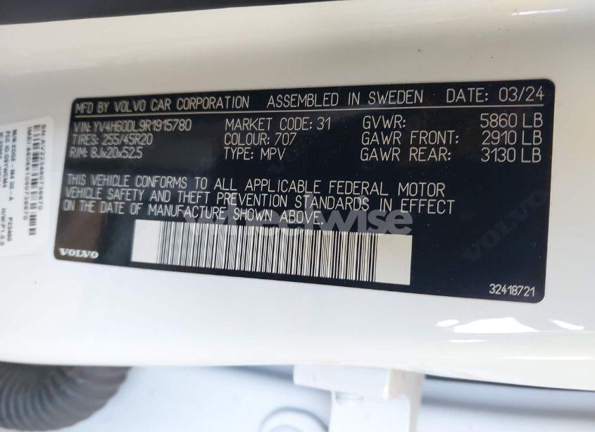 Photo 9 of 2024 Volvo Xc60 RECHARGE PLUG-IN HYBRID T8 PLUS DARK THEME (VIN YV4H60DL9R1915780)