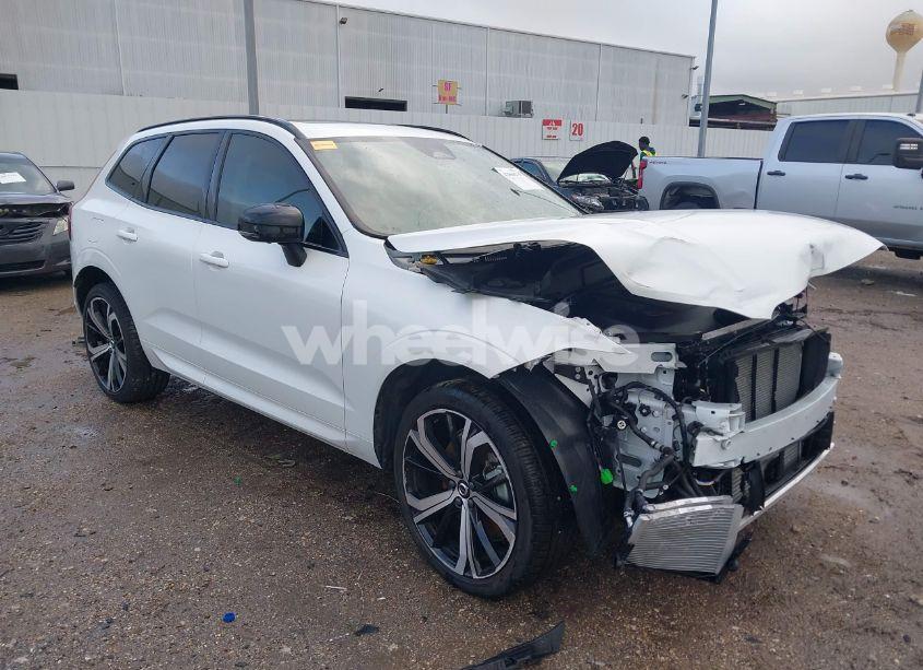 2024 Volvo Xc60 RECHARGE PLUG-IN HYBRID T8 ULTIMATE DARK THEME (VIN YV4H60DM2R1877155) main photo