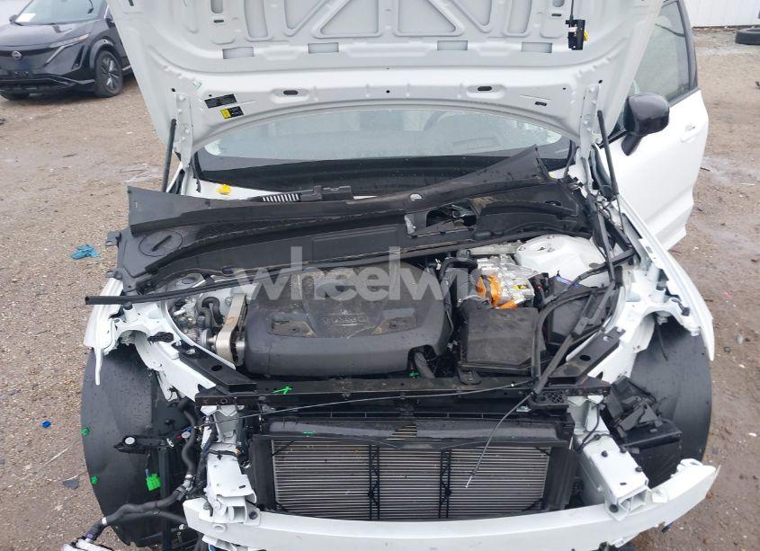 Photo 10 of 2024 Volvo Xc60 RECHARGE PLUG-IN HYBRID T8 ULTIMATE DARK THEME (VIN YV4H60DM2R1877155)