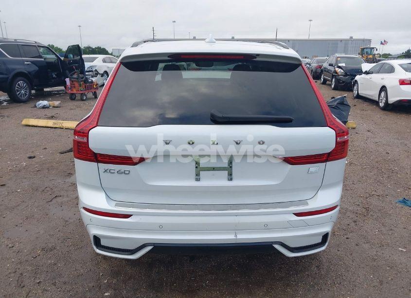 Photo 17 of 2024 Volvo Xc60 RECHARGE PLUG-IN HYBRID T8 ULTIMATE DARK THEME (VIN YV4H60DM2R1877155)