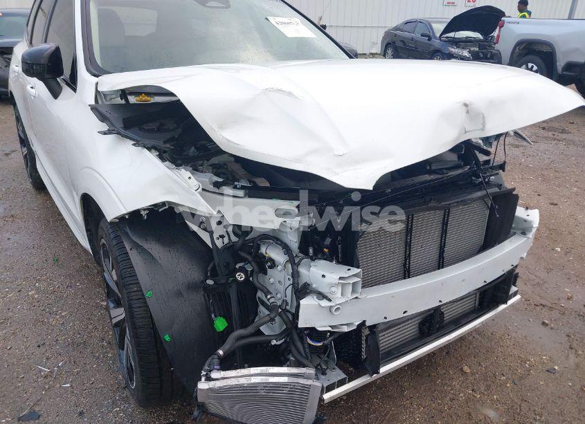 Photo 6 of 2024 Volvo Xc60 RECHARGE PLUG-IN HYBRID T8 ULTIMATE DARK THEME (VIN YV4H60DM2R1877155)