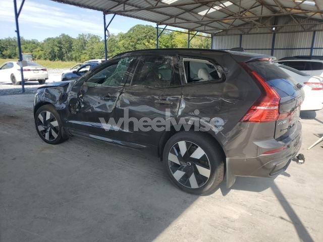 Photo 2 of 2025 VOLVO XC60 PLUS (VIN YV4H60RC9S1189661)