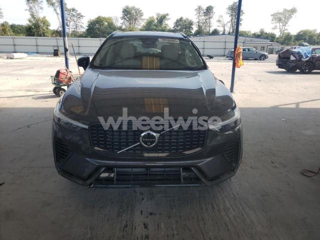 Photo 5 of 2025 VOLVO XC60 PLUS (VIN YV4H60RC9S1189661)