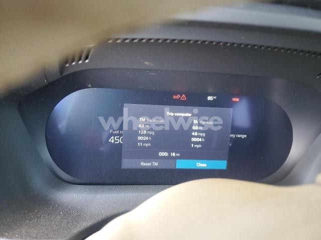 Photo 8 of 2025 VOLVO XC60 PLUS (VIN YV4H60RC9S1189661)