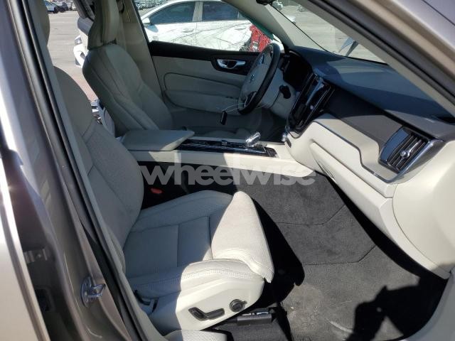 Photo 8 of 2025 VOLVO XC60 ULTRA N/A (VIN YV4H60RM3S1007249)