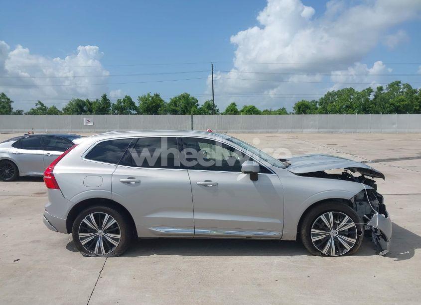 Photo 13 of 2023 Volvo Xc60 B5 PLUS BRIGHT THEME (VIN YV4L12DE2P1302404)