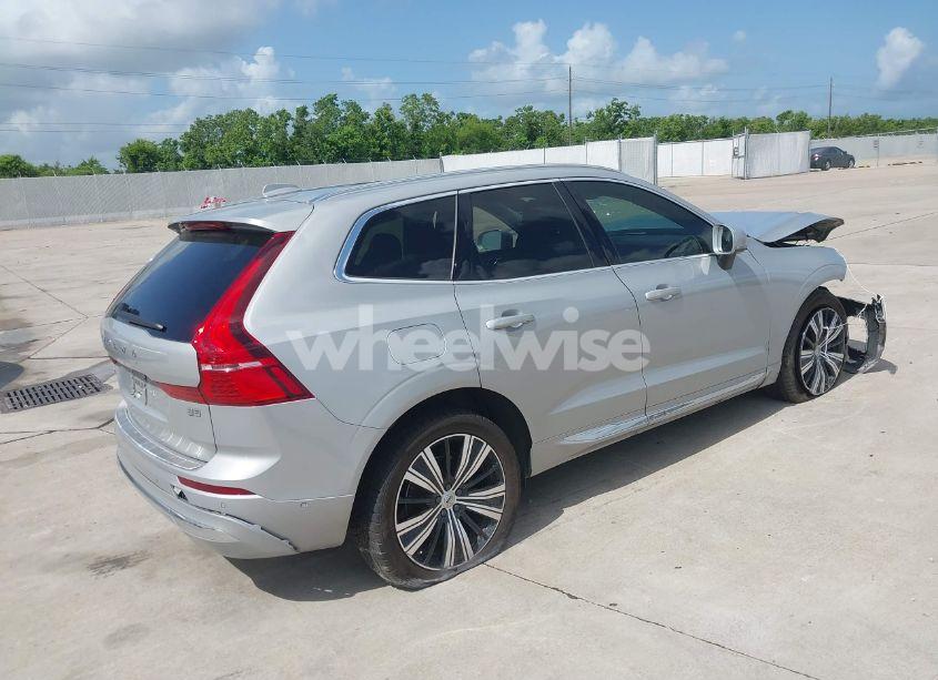 Photo 4 of 2023 Volvo Xc60 B5 PLUS BRIGHT THEME (VIN YV4L12DE2P1302404)