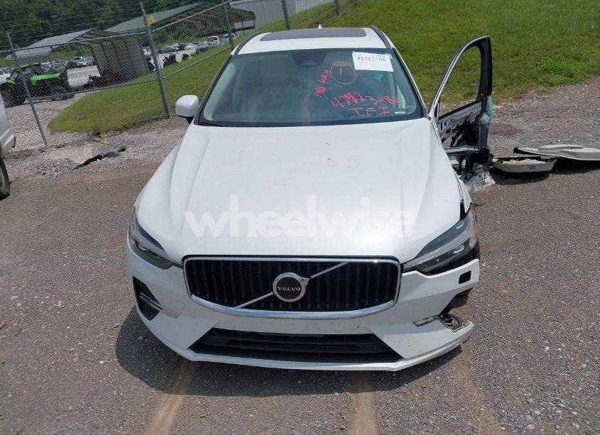Photo 12 of 2022 Volvo Xc60 B5 MOMENTUM (VIN YV4L12DKXN1024421)