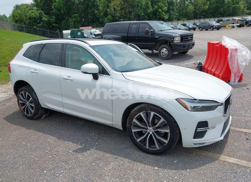 Photo 13 of 2022 Volvo Xc60 B5 MOMENTUM (VIN YV4L12DKXN1024421)