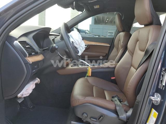 Photo 2 of 2024 VOLVO XC90 PLUS (VIN YV4L12PE5R1190843)