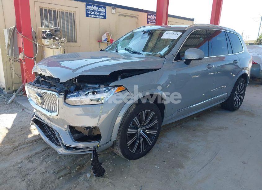 Photo 2 of 2024 Volvo Xc90 B5 CORE BRIGHT THEME (VIN YV4L12PK1R1189808)