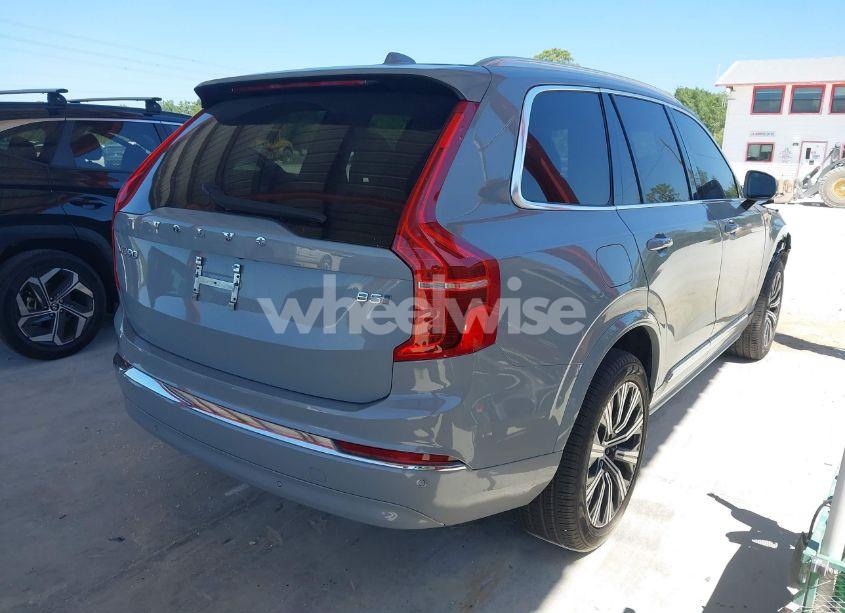 Photo 4 of 2024 Volvo Xc90 B5 CORE BRIGHT THEME (VIN YV4L12PK1R1189808)