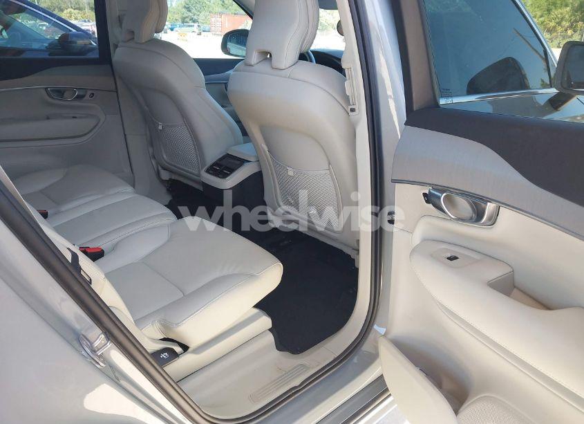 Photo 8 of 2024 Volvo Xc90 B5 CORE BRIGHT THEME (VIN YV4L12PK1R1189808)