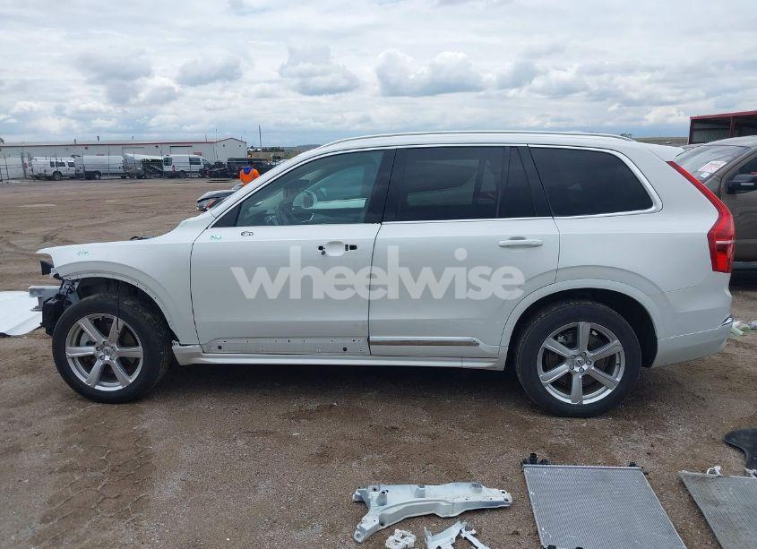 Photo 15 of 2024 Volvo Xc90 B5 CORE BRIGHT THEME (VIN YV4L12PK2R1195584)
