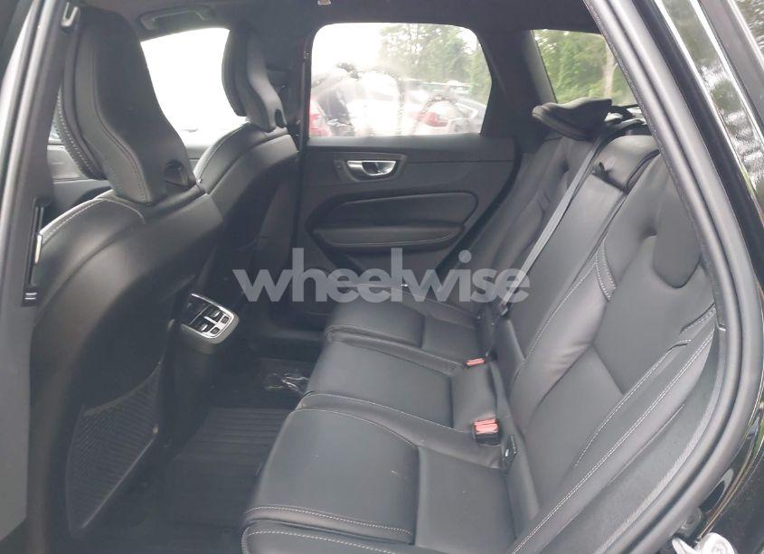 Photo 8 of 2024 Volvo Xc60 ULTIMATE BLACK EDITION (VIN YV4L12RJ6R1871815)