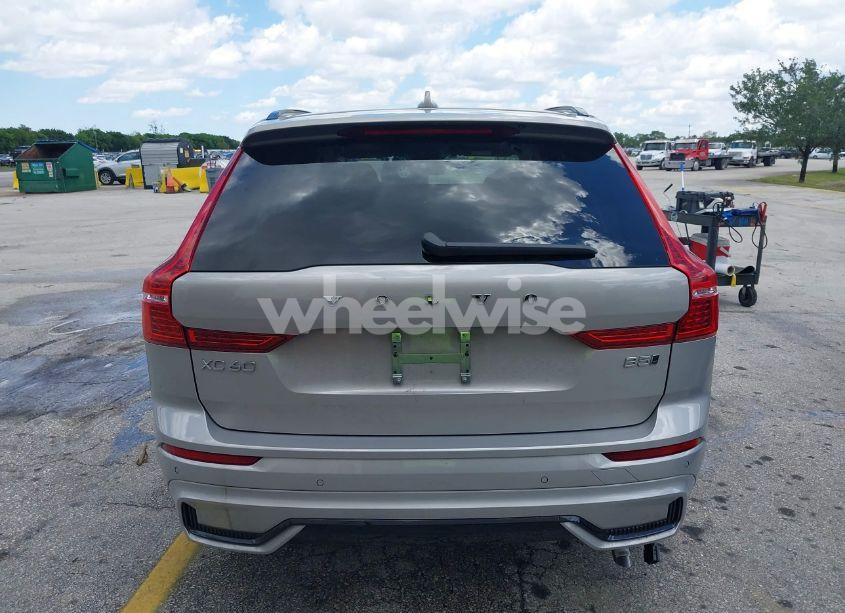 Photo 16 of 2024 Volvo Xc60 B5 CORE DARK THEME (VIN YV4L12RK1R1908391)