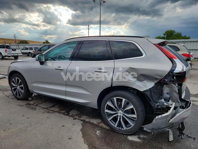 Photo 3 of 2022 VOLVO XC60 B5 MOMENTUM (VIN YV4L12RK7N1088540)