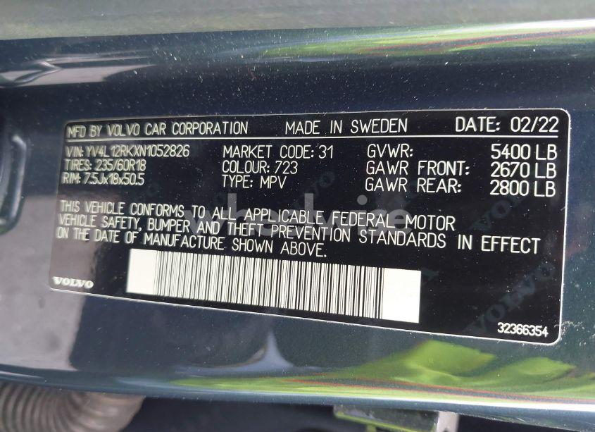 Photo 9 of 2022 Volvo Xc60 B5 MOMENTUM (VIN YV4L12RKXN1052826)