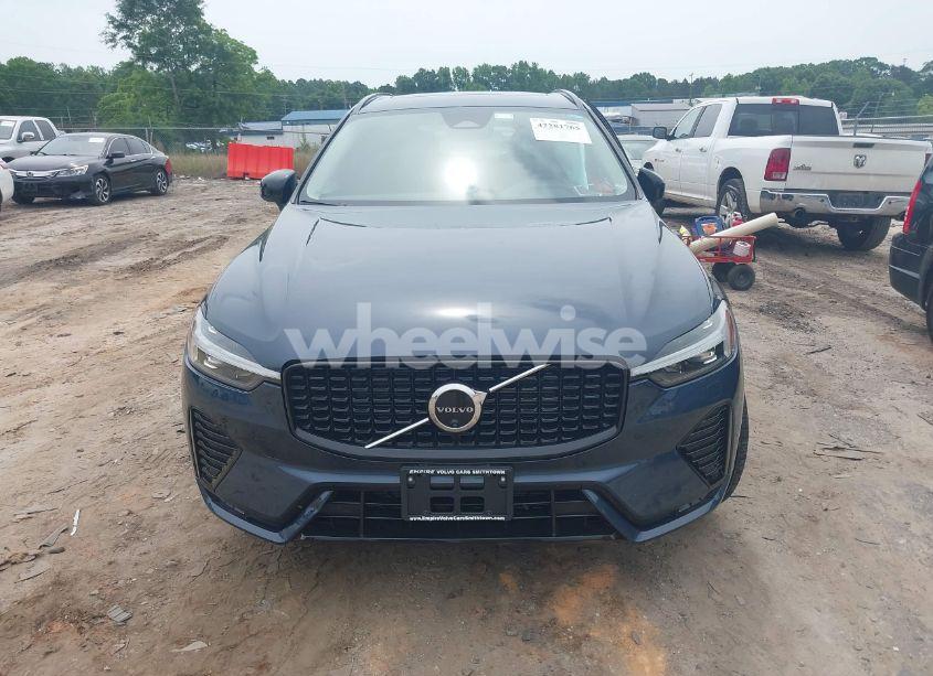 Photo 12 of 2024 Volvo Xc60 B5 PLUS DARK THEME (VIN YV4L12RL2R1777819)