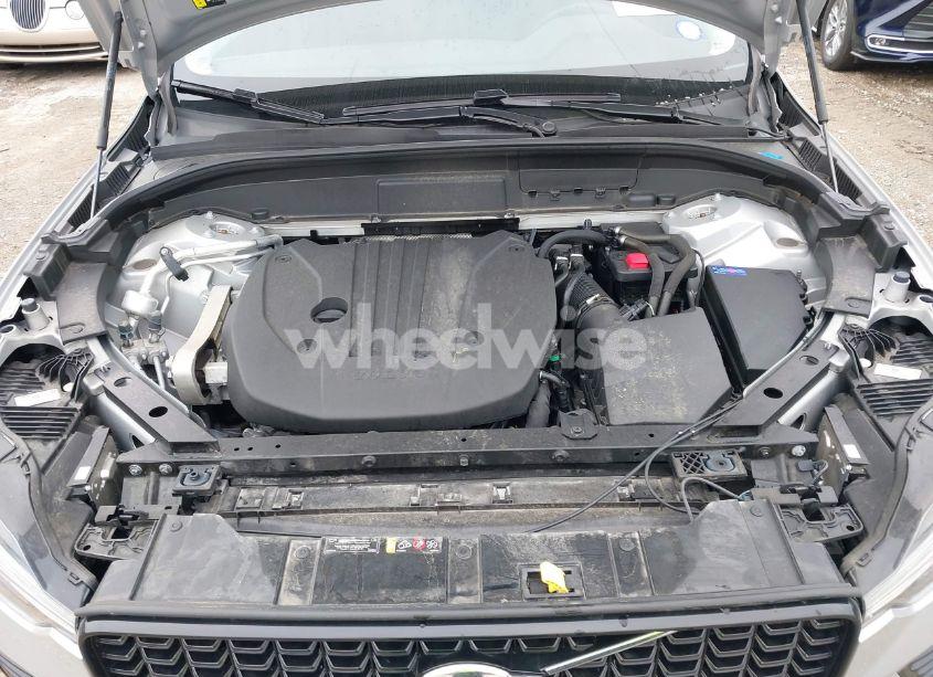 Photo 10 of 2024 Volvo Xc60 B5 PLUS DARK THEME (VIN YV4L12RL5R1885058)