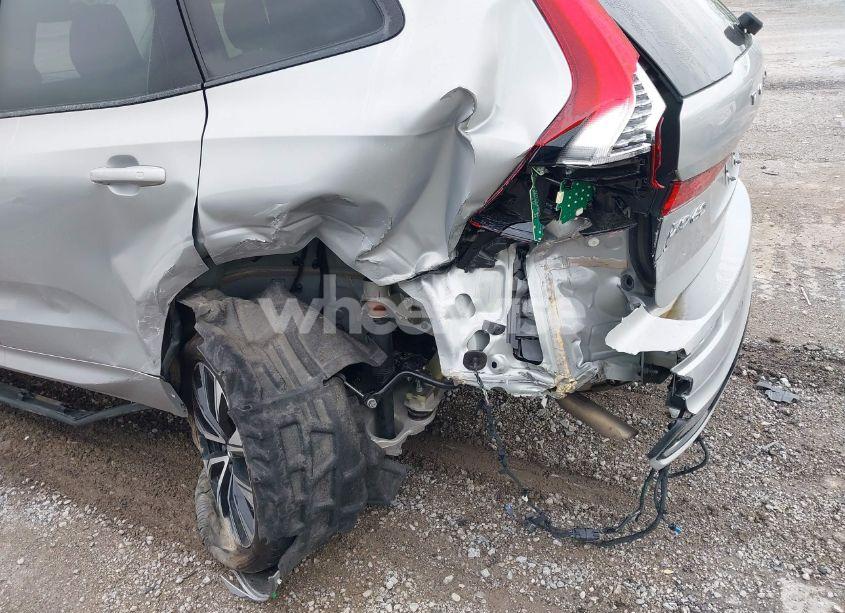 Photo 6 of 2024 Volvo Xc60 B5 PLUS DARK THEME (VIN YV4L12RL5R1885058)