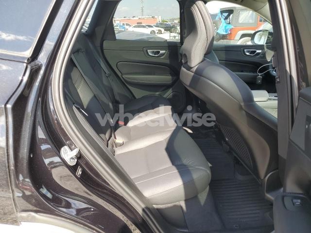 Photo 3 of 2024 VOLVO XC60 PLUS (VIN YV4L12RL6R1750641)