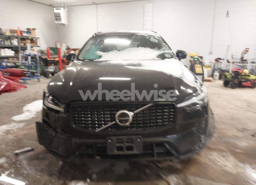 Photo 12 of 2024 Volvo Xc60 PLUS DARK THEME (VIN YV4L12RL8R1823184)