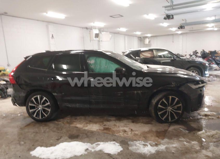 Photo 13 of 2024 Volvo Xc60 PLUS DARK THEME (VIN YV4L12RL8R1823184)