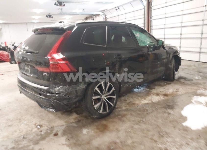 Photo 4 of 2024 Volvo Xc60 PLUS DARK THEME (VIN YV4L12RL8R1823184)