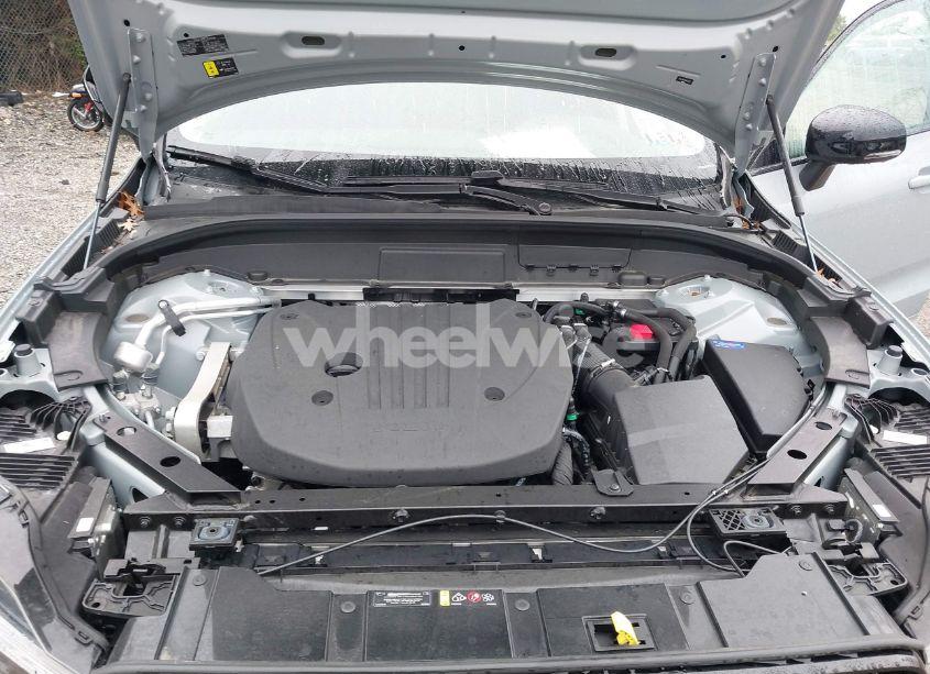 Photo 10 of 2024 Volvo Xc60 B5 PLUS DARK THEME (VIN YV4L12RL9R1724910)