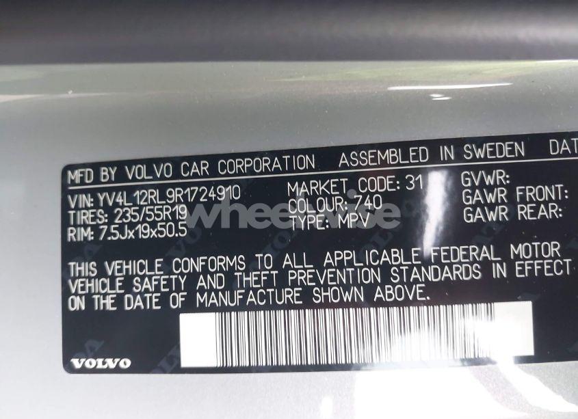 Photo 9 of 2024 Volvo Xc60 B5 PLUS DARK THEME (VIN YV4L12RL9R1724910)