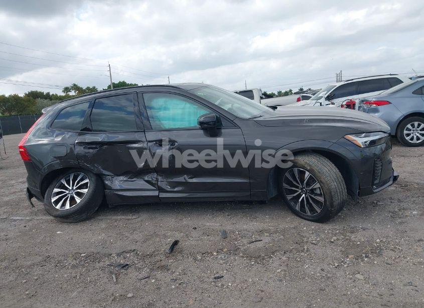 Photo 13 of 2024 Volvo Xc60 B5 PLUS DARK THEME (VIN YV4L12RL9R1791846)