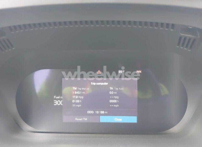 Photo 7 of 2024 Volvo Xc60 B5 PLUS DARK THEME (VIN YV4L12RL9R1791846)