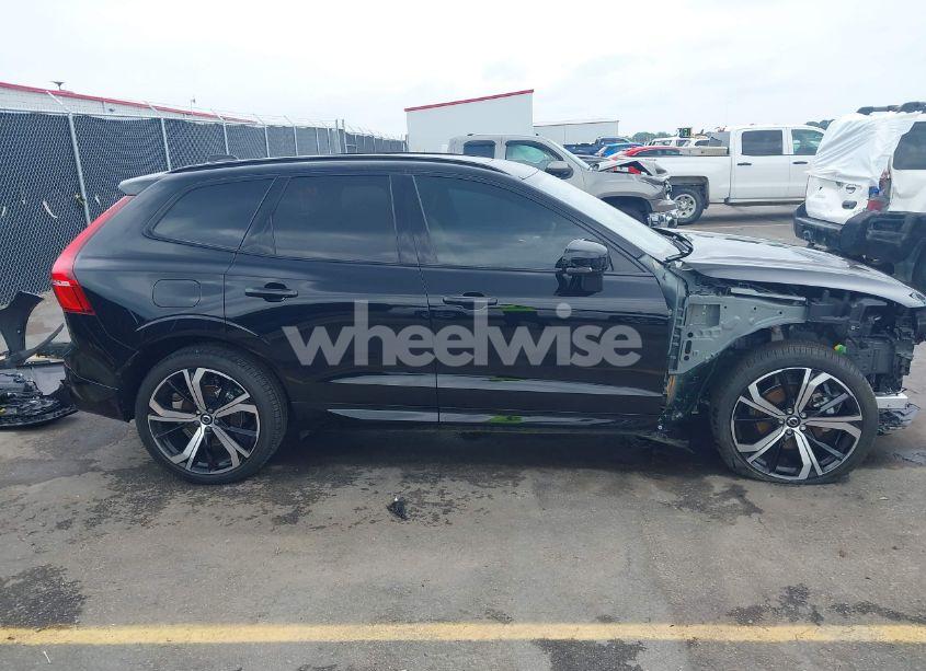 Photo 14 of 2024 Volvo Xc60 B5 ULTIMATE DARK THEME (VIN YV4L12RM0R1715246)
