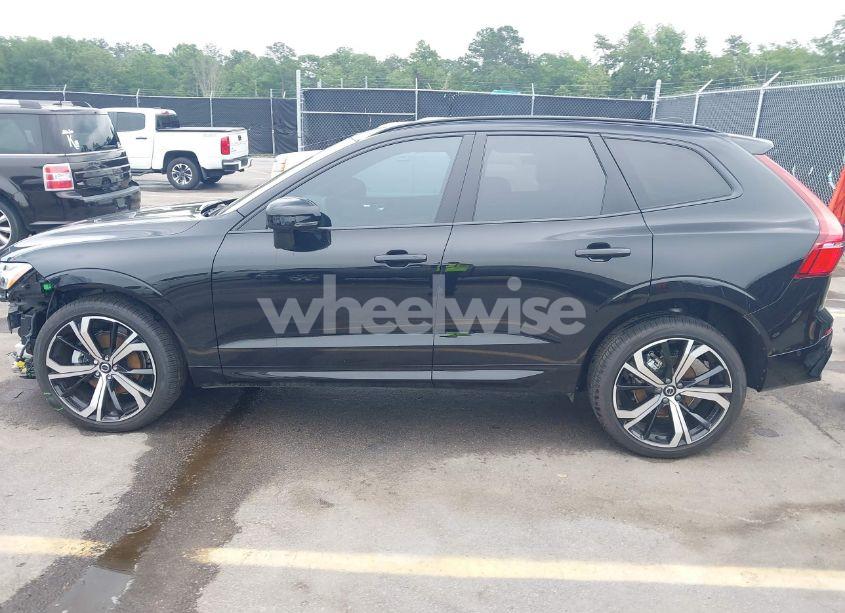 Photo 15 of 2024 Volvo Xc60 B5 ULTIMATE DARK THEME (VIN YV4L12RM0R1715246)