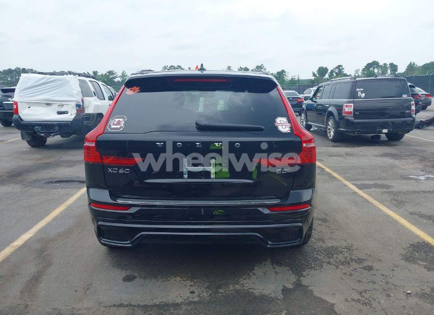Photo 17 of 2024 Volvo Xc60 B5 ULTIMATE DARK THEME (VIN YV4L12RM0R1715246)