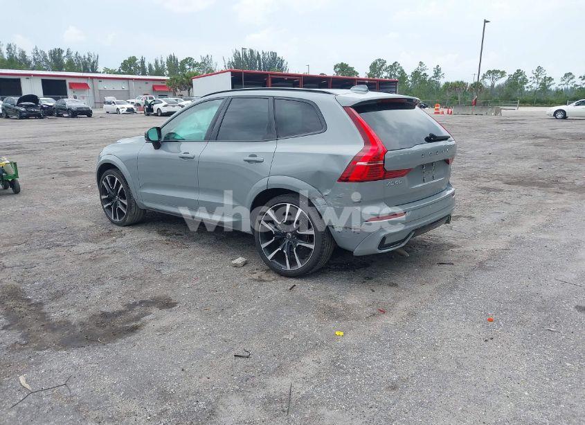 Photo 3 of 2024 Volvo Xc60 B5 ULTIMATE DARK THEME (VIN YV4L12RM0R1719376)