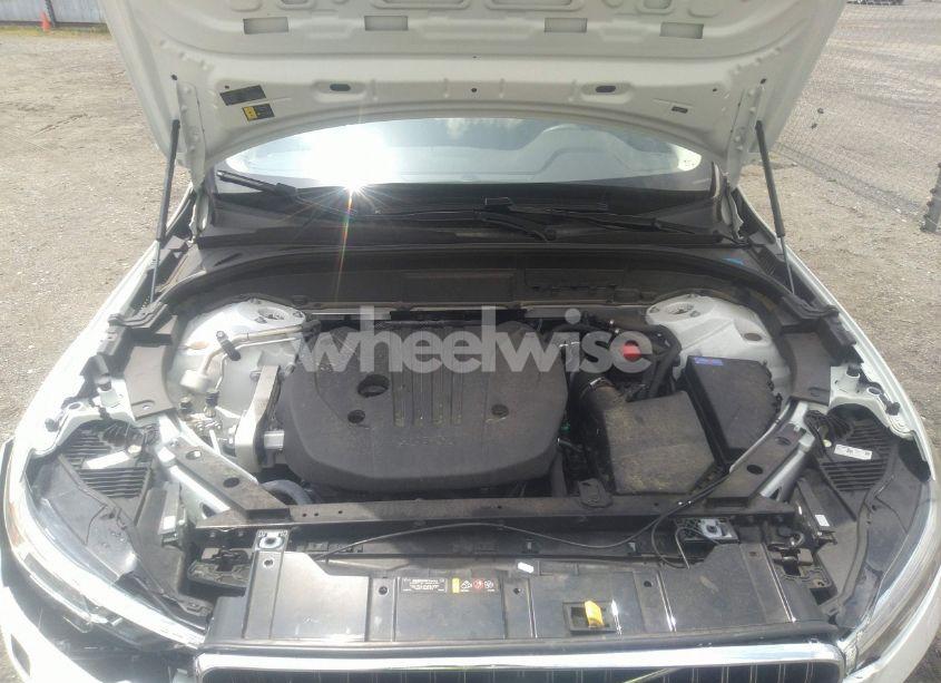 Photo 10 of 2023 Volvo Xc60 B5 PLUS BRIGHT THEME (VIN YV4L12RN1P1205347)