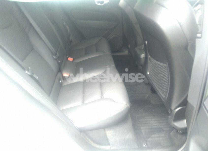 Photo 8 of 2023 Volvo Xc60 B5 PLUS BRIGHT THEME (VIN YV4L12RN1P1205347)