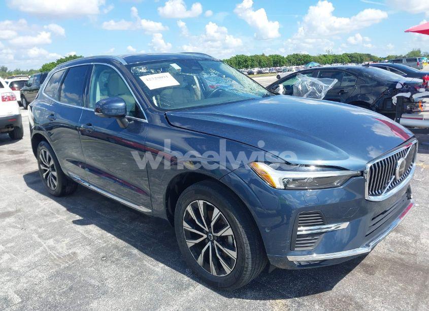 2023 Volvo Xc60 B5 PLUS BRIGHT THEME (VIN YV4L12RN1P1384974) main photo