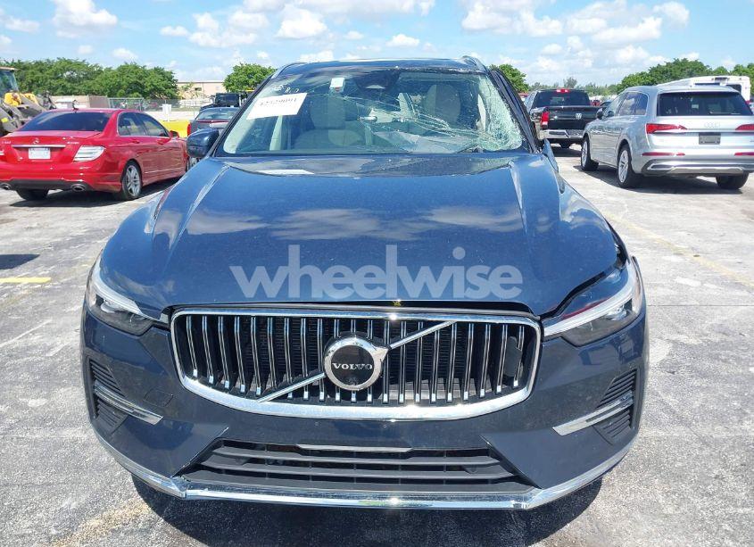 Photo 12 of 2023 Volvo Xc60 B5 PLUS BRIGHT THEME (VIN YV4L12RN1P1384974)